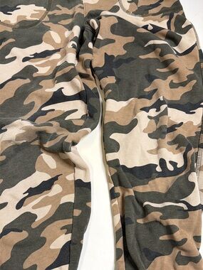 Garanimals Camo Joggers in Green, Tan, Black
